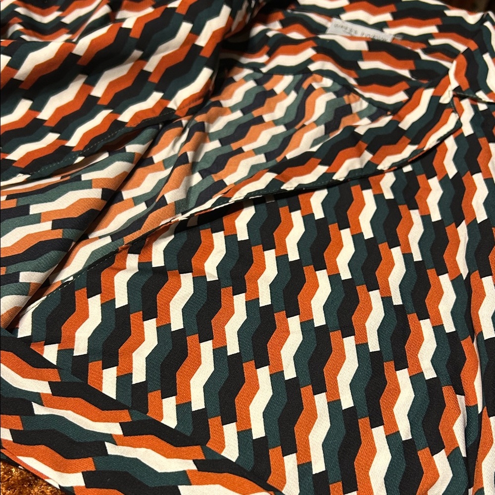 Dress Forum Multicolor Zigzag Button Down Shirt - Picture 11 of 12